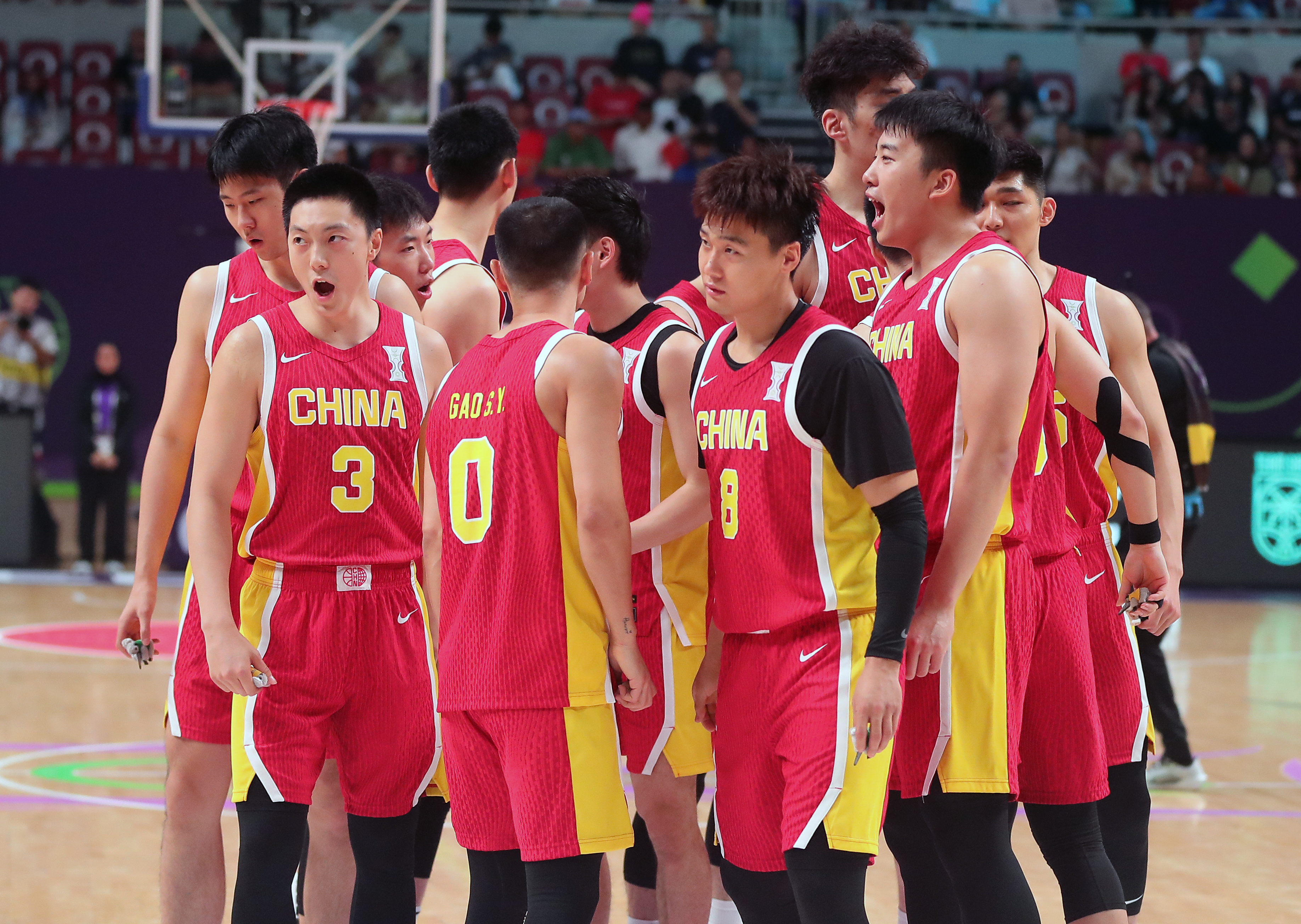 leisu-亚洲篮球巅峰对决，赛场上掀起一场激烈的角逐