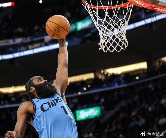 勇士翻盘快船,恩比德刷新纪录 勇士翻盘快船,恩比德刷新纪录