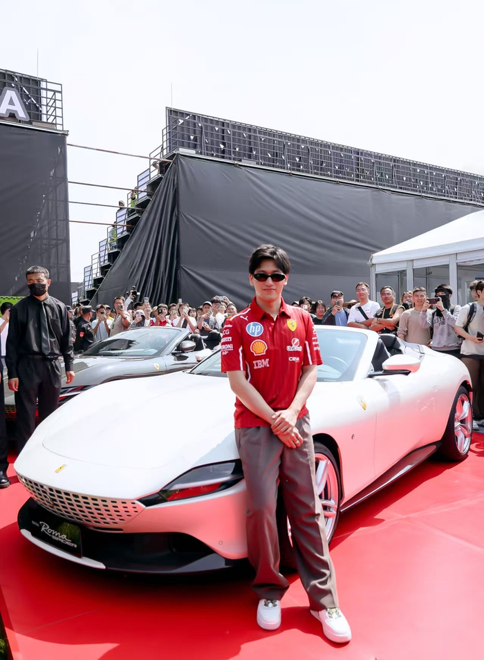 梅赛德斯横扫法拉利，周冠宇状态火热