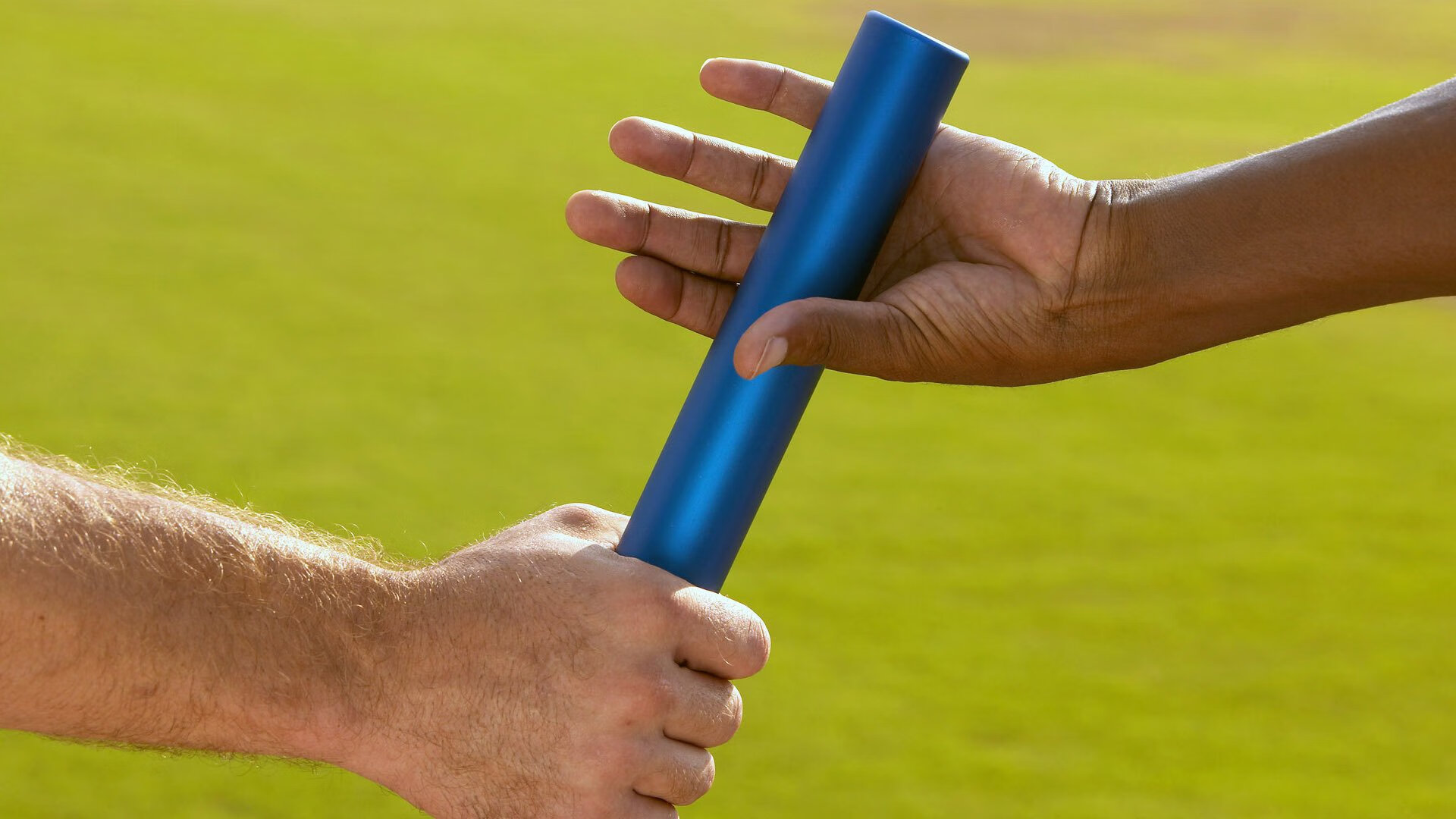 非洲新星闪耀诺坎普，阿根廷魔术师主宰鲁尔区—当足球世界迎来新叙事