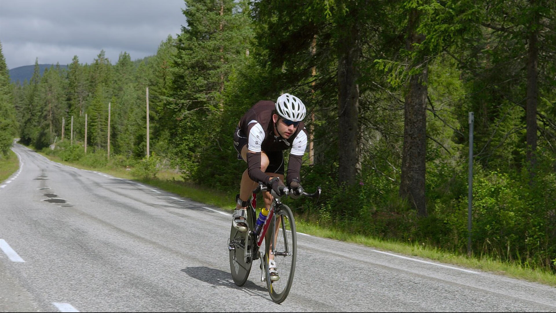 雷速体育入口-阿拉巴的终极献祭—欧冠决赛之夜，一个后卫的生涯封神之战