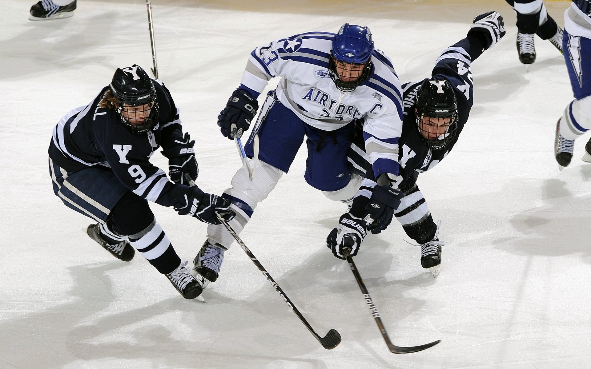 李梓嘉统治全场，印尼队险胜印度队—亚洲羽坛新格局的惊险注脚